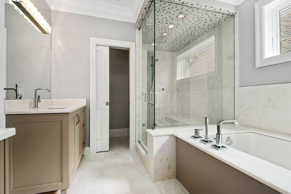 Freshen Your Bathroom by Updating Your Shower Doors