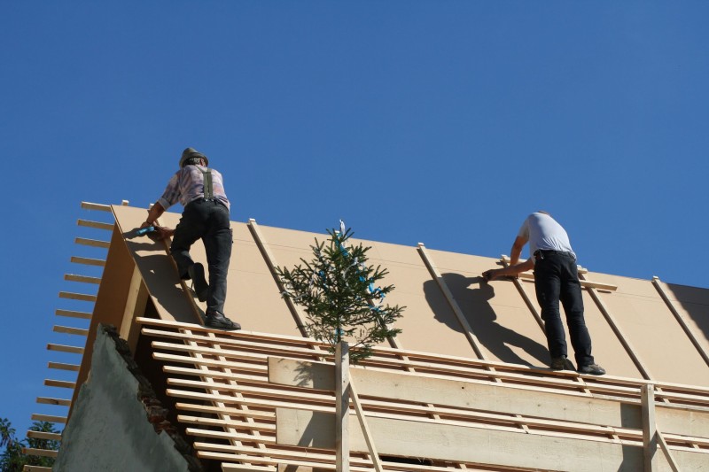 Take Care of Your Leaky Roof Promptly With Expert Assistance