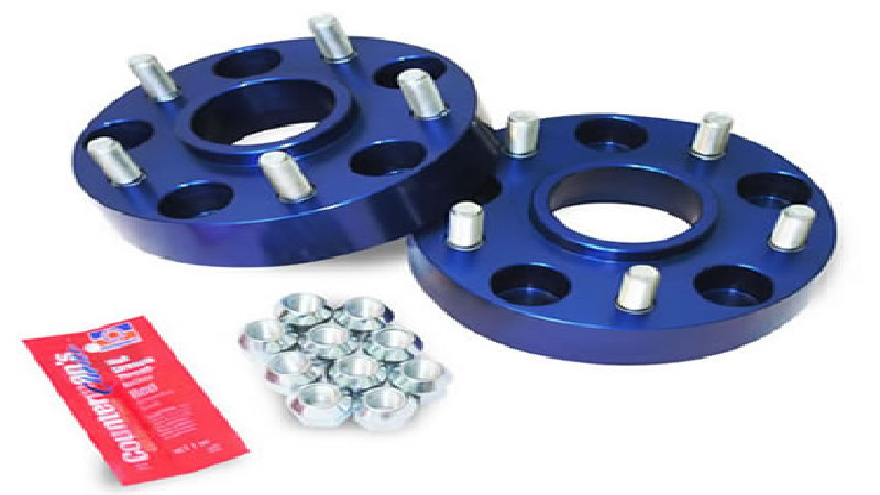 A Wider Stance and Better Jeep JKU Handling With Wheel Spacers