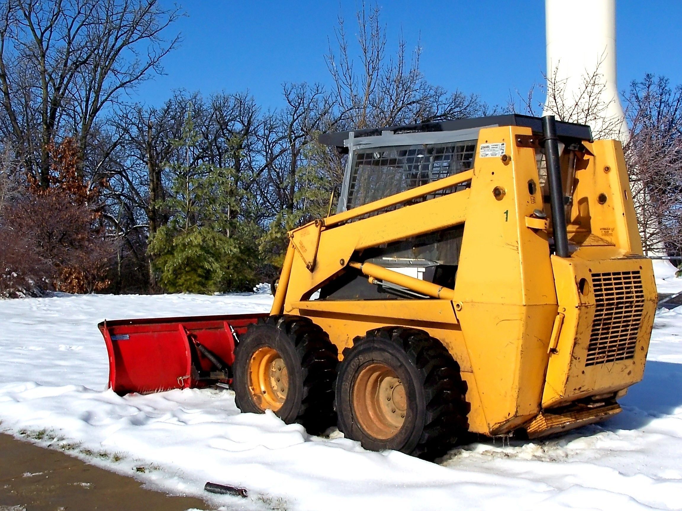 Snow Removal in Maryland – How to Safely Remove Snow on a Driveway