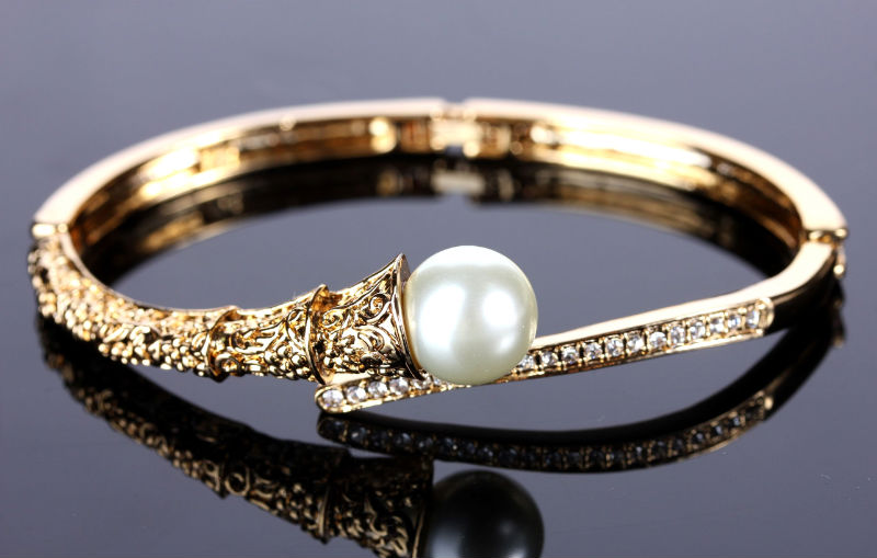 Unveiling the Enduring Charm and Sophistication of Diamond Engagement Rings in Jacksonville, FL
